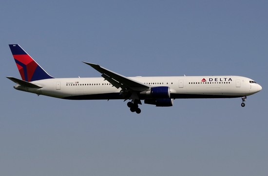 самолет Delta AirLines
